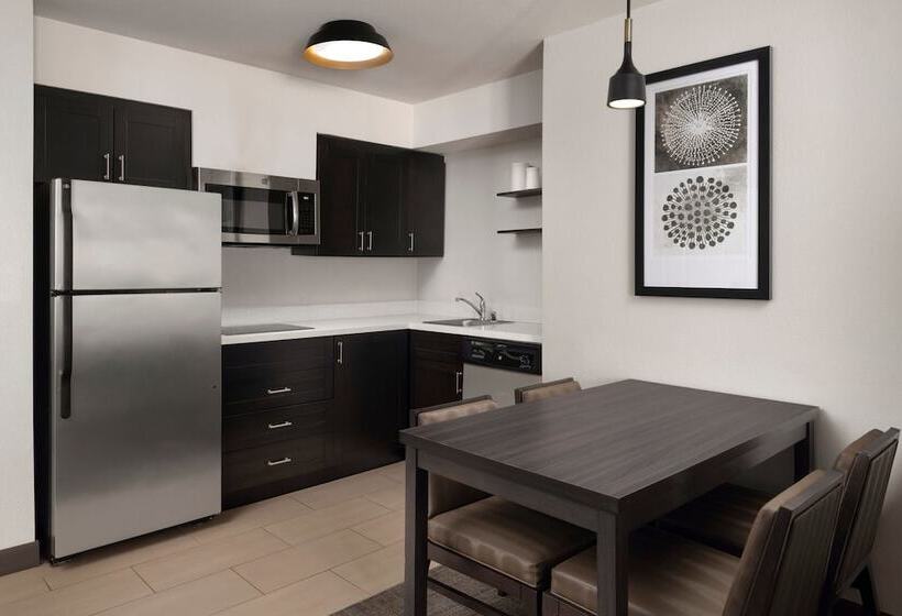 سوییت, Residence Inn By Marriott Stockton