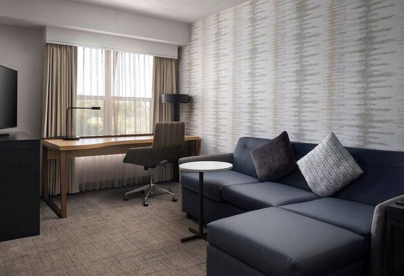 سوئیت 2 خوابه, Residence Inn By Marriott Stockton