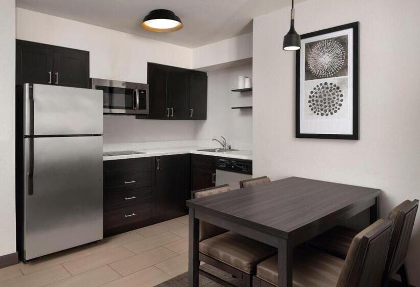 سوییت, Residence Inn By Marriott Stockton