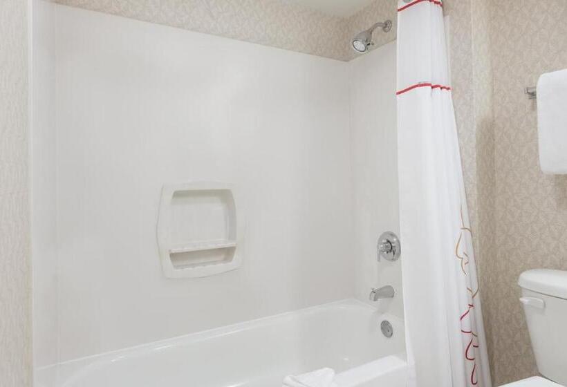 سوئیت 2 خوابه, Value Suites Extended Stay   St Louis