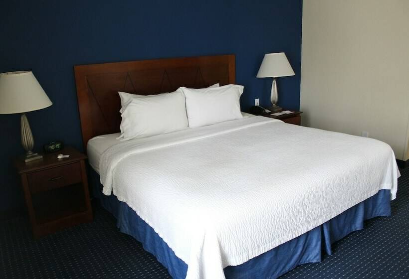 Президентский Люкс, Doral Inn & Suites Miami Airport West
