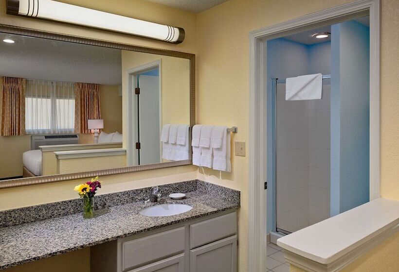 سوئیت 2 خوابه, Sonesta Es Suites Cleveland Airport