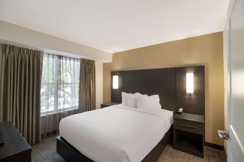 سوییت, Sonesta Es Suites Dallas Richardson