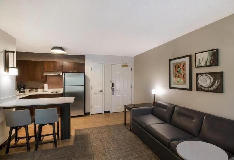 سوییت, Sonesta Es Suites Dallas Richardson