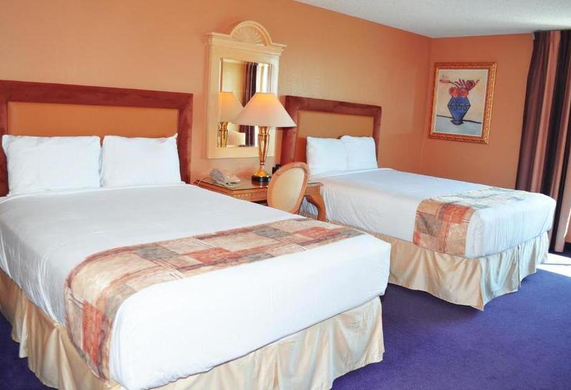 Deluxe room with river view, Laughlin River Lodge