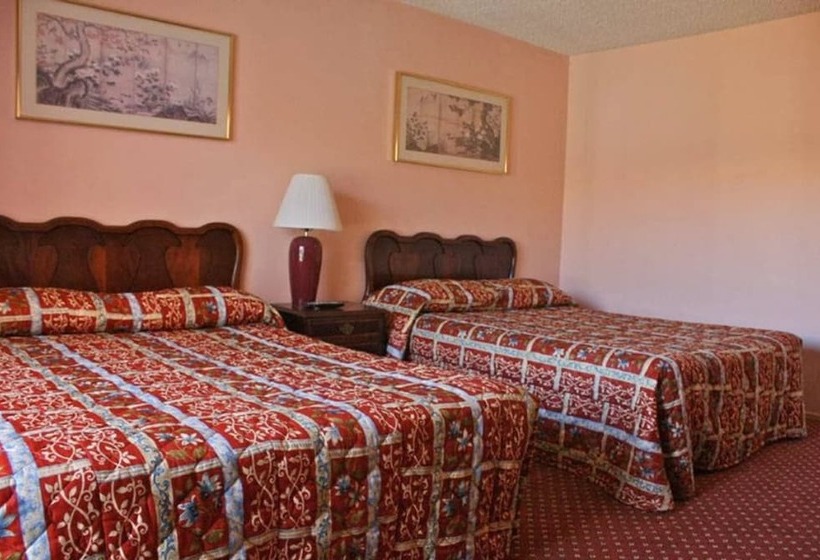 اتاق لوکس سه تخته, Royal Century Hotel At Lax