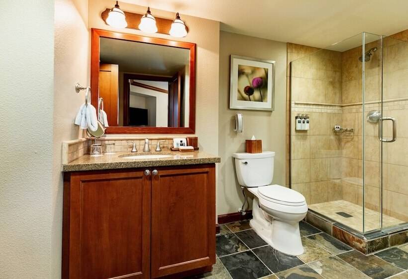 سوئیت با چشم‌انداز, The Everline Resort & Spa Lake Tahoe
