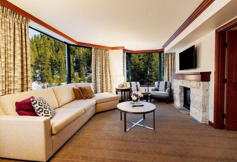 سوئیت دولوکس با چشم‌انداز, The Everline Resort & Spa Lake Tahoe