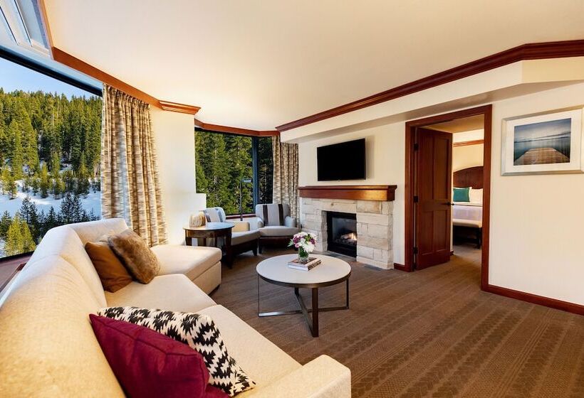 Deluxe Suite with Views, The Everline Resort And Spa