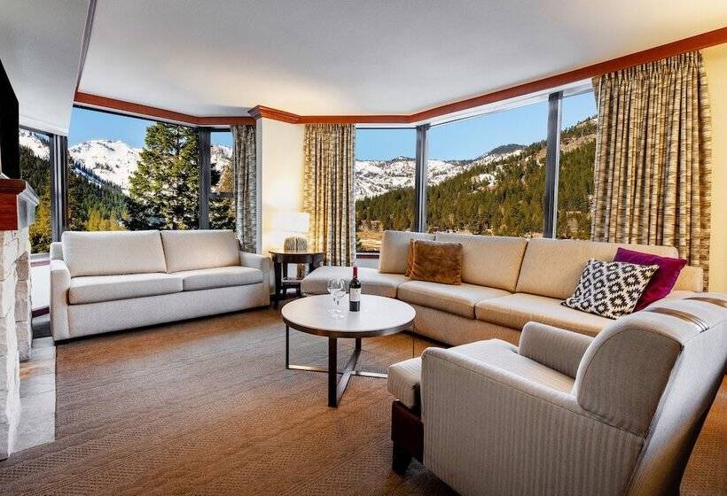 سوئیت دولوکس با چشم‌انداز, The Everline Resort & Spa Lake Tahoe