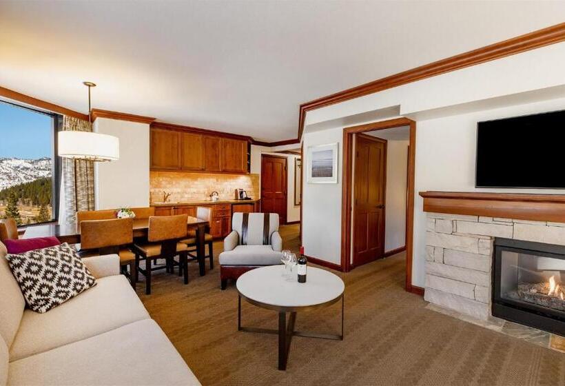 سوئیت دولوکس با چشم‌انداز, The Everline Resort & Spa Lake Tahoe