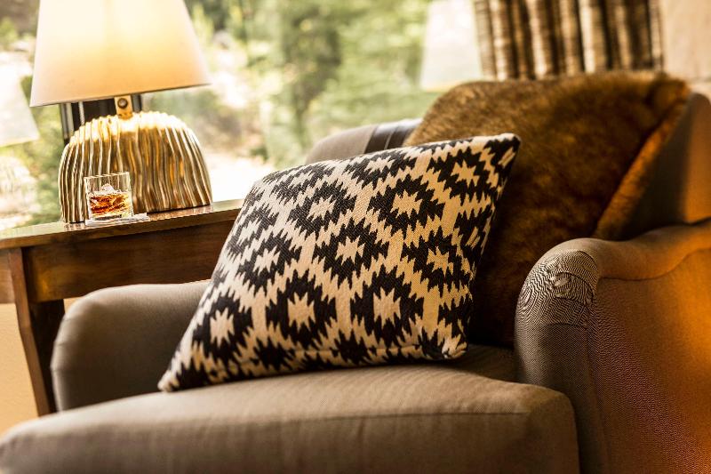 سوئیت با چشم‌انداز, The Everline Resort & Spa Lake Tahoe