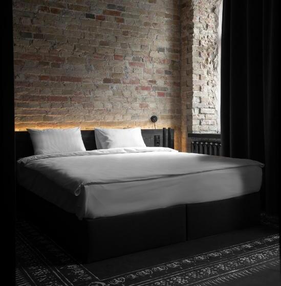 اتاق استاندارد, Globe Runner Hotel & Hostel