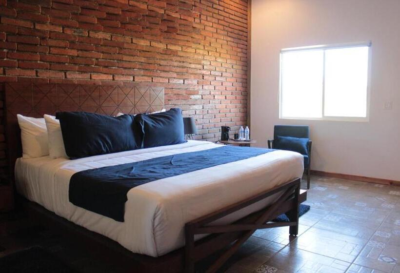 اتاق لوکس با تخت بزرگ, Ojo Azul Resort