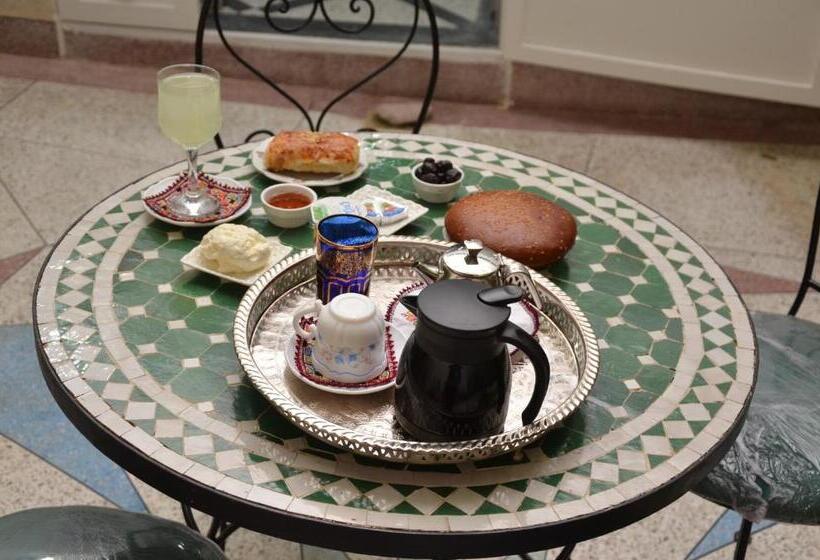 اتاق استاندارد, Gite El Menzeh