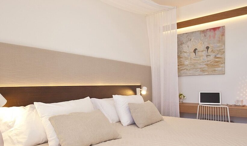 Superior Room with Terrace, Ynaira Hotel & Spa