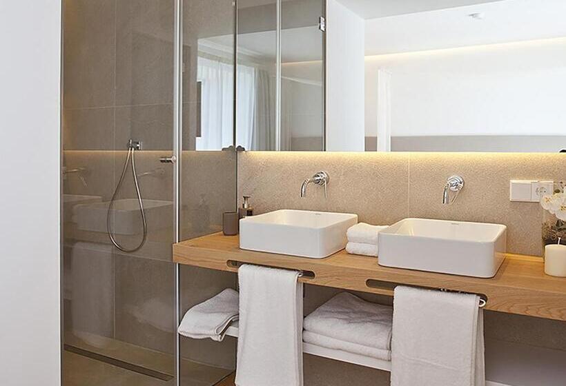 Superior Room with Terrace, Ynaira Hotel & Spa
