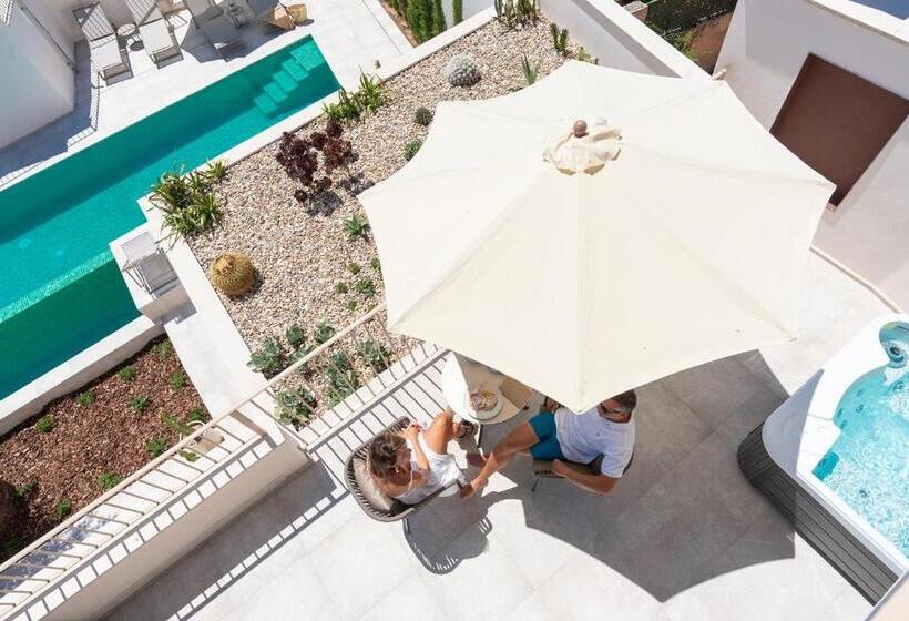 سوئیت با وان آب گرم, Ynaira Hotel & Spa