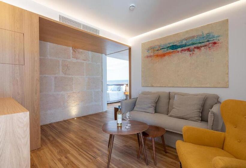 سوئیت با وان آب گرم, Ynaira Hotel & Spa