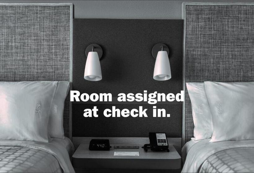 اتاق استاندارد, Avid Hotel Midland By Ihg