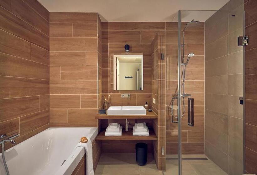 سوئیت جونیور با چشم‌انداز باغ, Boutique Hotel Beekhuizen