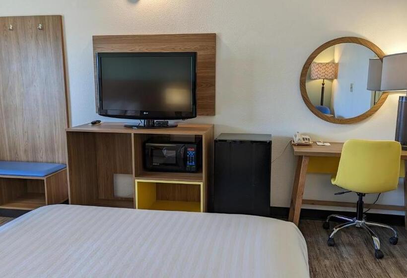 اتاق استاندارد با 2 تخت دوبل, Days Inn By Wyndham Lake Havasu