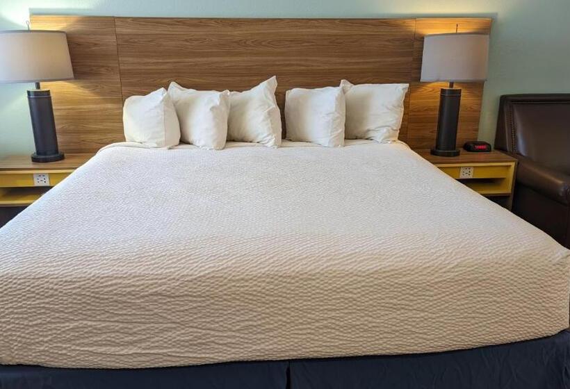 سوئیت با تخت بزرگ, Days Inn By Wyndham Lake Havasu