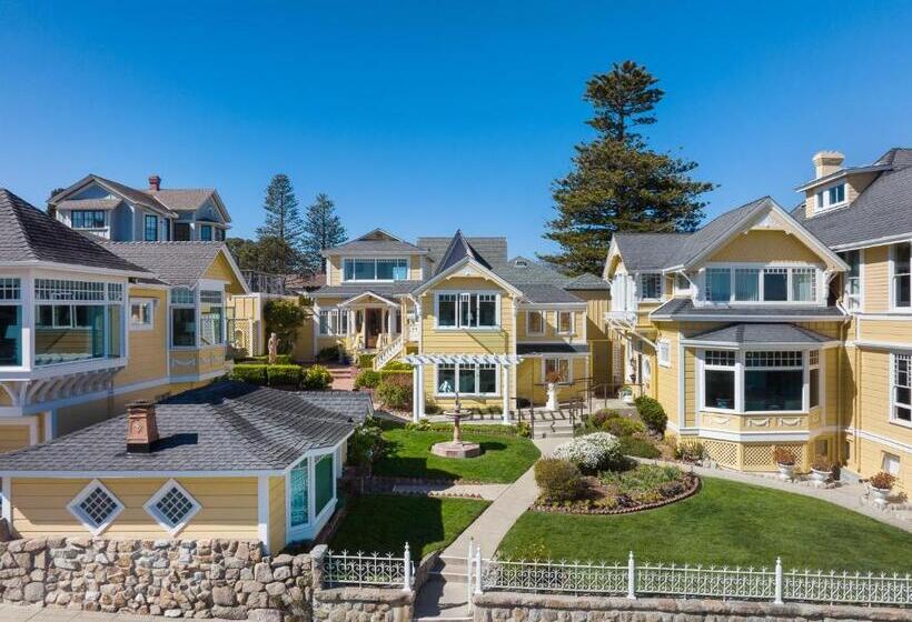 اتاق لوکس, Seven Gables Inn On Monterey Bay, A Kirkwood Collection