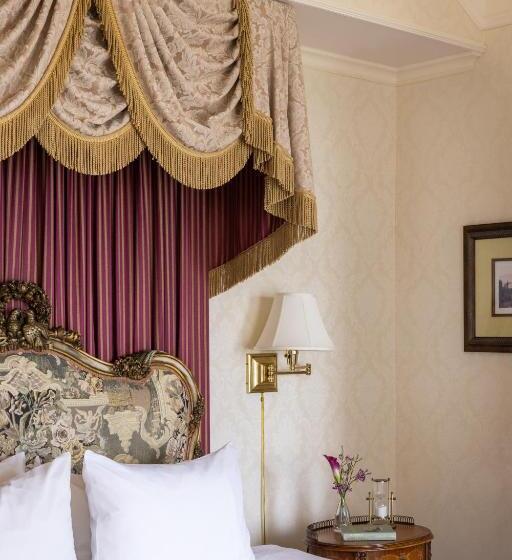 اتاق استاندارد با تخت بزرگ, Seven Gables Inn On Monterey Bay, A Kirkwood Collection