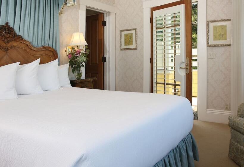 اتاق لوکس با چشم‌انداز دریا, Seven Gables Inn On Monterey Bay, A Kirkwood Collection