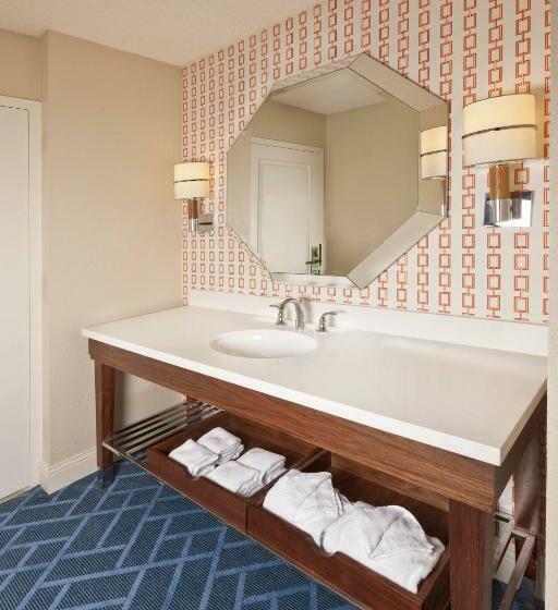 标准间带游泳池, Sheraton Orlando Lake Buena Vista Resort