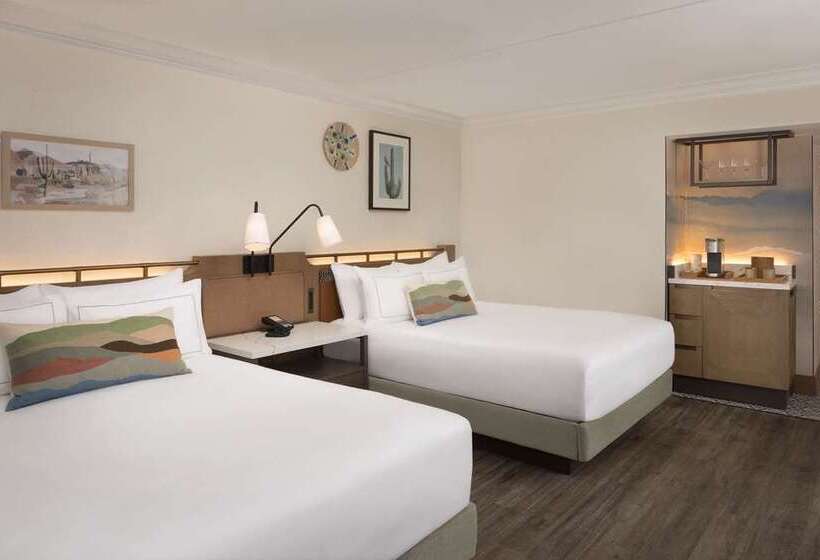 سوییت اجرایی, The Scottsdale Resort & Spa, Curio Collection By Hilton