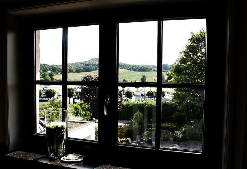 سوییت جونیور, A Bascule Bed And Breakfast Maastricht