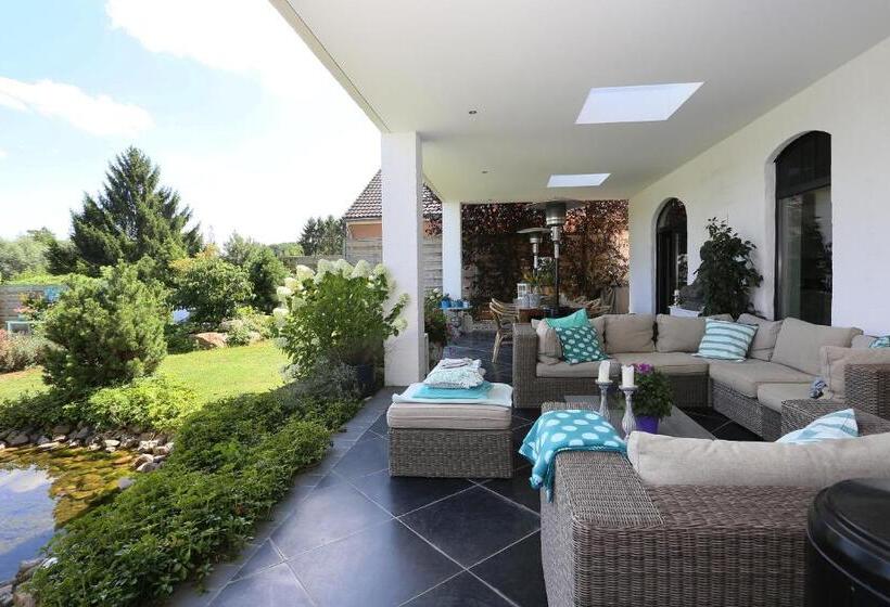 سوییت با چشم‌انداز باغ, A Bascule Bed And Breakfast Maastricht