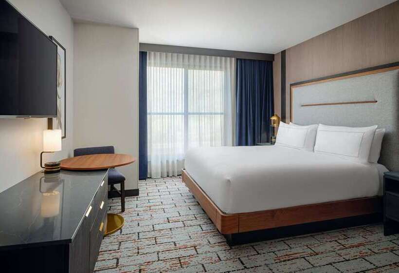 اتاق استاندارد با تخت بزرگ, Canopy By Hilton Dallas Frisco Station, Tx
