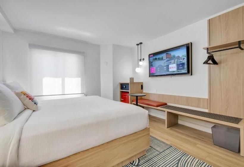 اتاق استاندارد با تخت بزرگ, Bob Hotels Tallahassee   Boutique On Budget