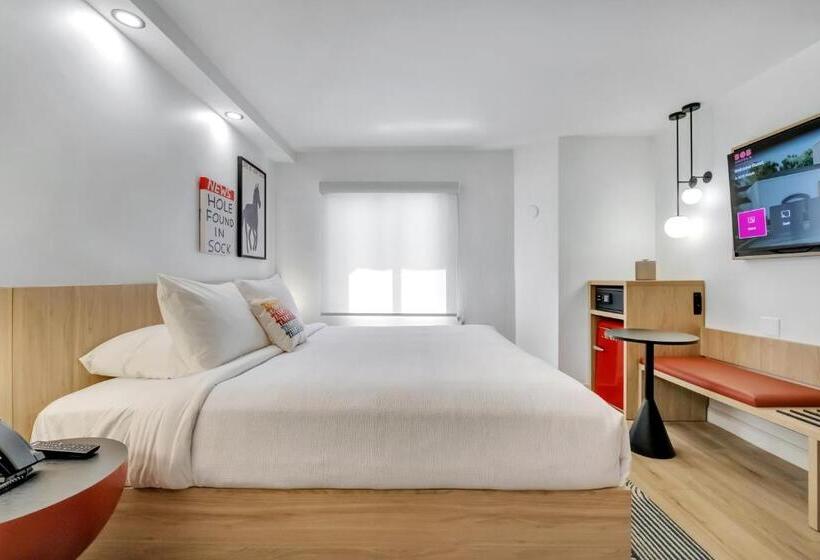 اتاق استاندارد با تخت بزرگ, Bob Hotels Tallahassee   Boutique On Budget