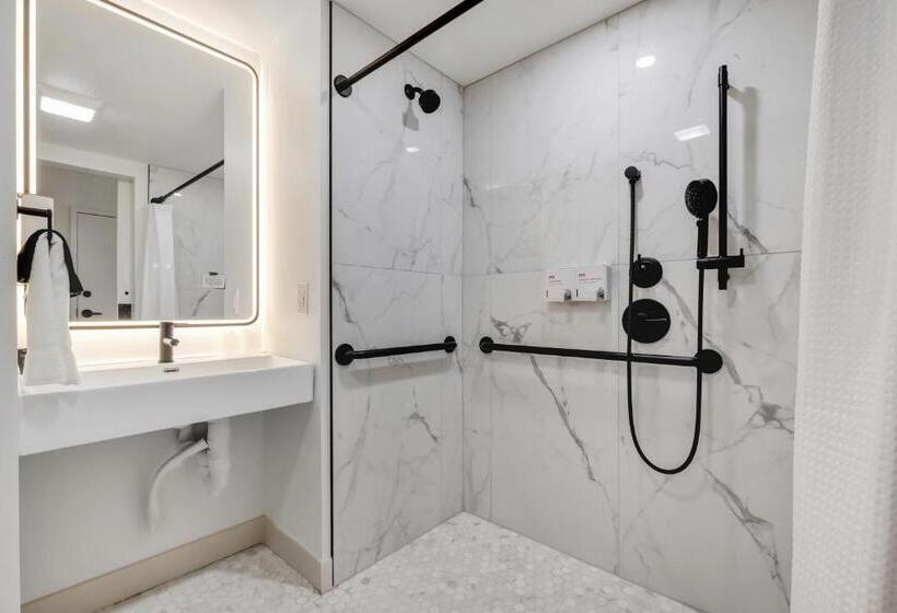 اتاق استاندارد برای معلولان, Bob Hotels Tallahassee   Boutique On Budget