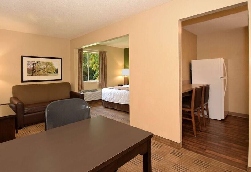 Deluxe Studio, Extended Stay America  Nashville  Airport  Elm