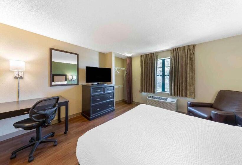 استودیوی استاندارد, Extended Stay America Suites  Cleveland  Westlake