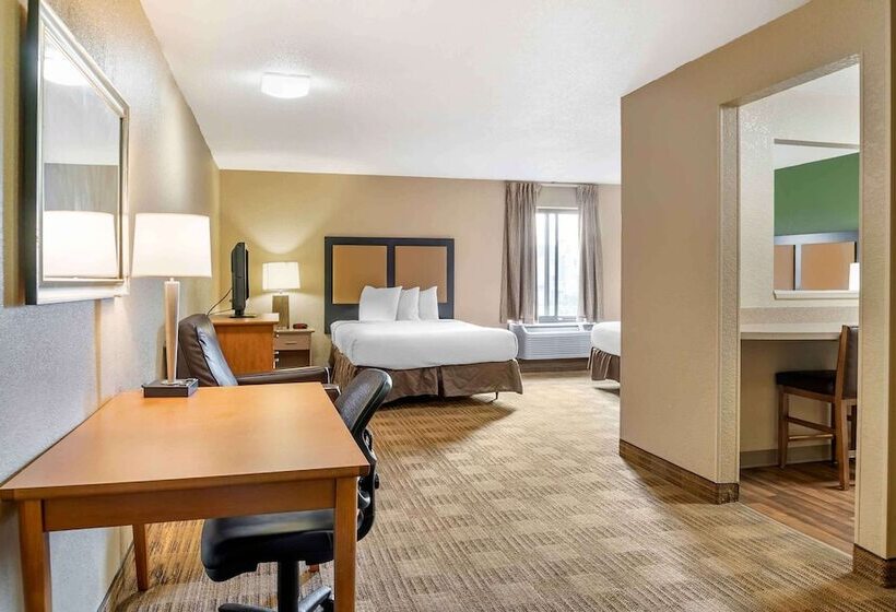استودیوی لوکس, Extended Stay America Select Suites   Detroit   Warren