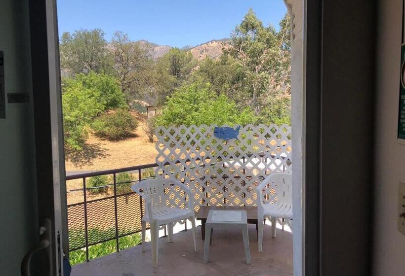 اتاق استاندارد, Sierra Lodge Three Rivers