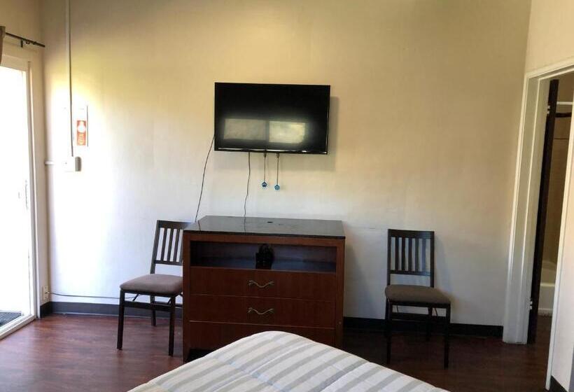 اتاق استاندارد, Sierra Lodge Three Rivers