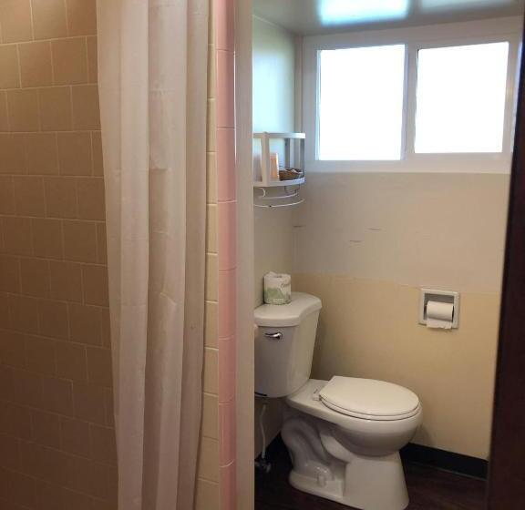 اتاق استاندارد با تخت بزرگ, Sierra Lodge Three Rivers