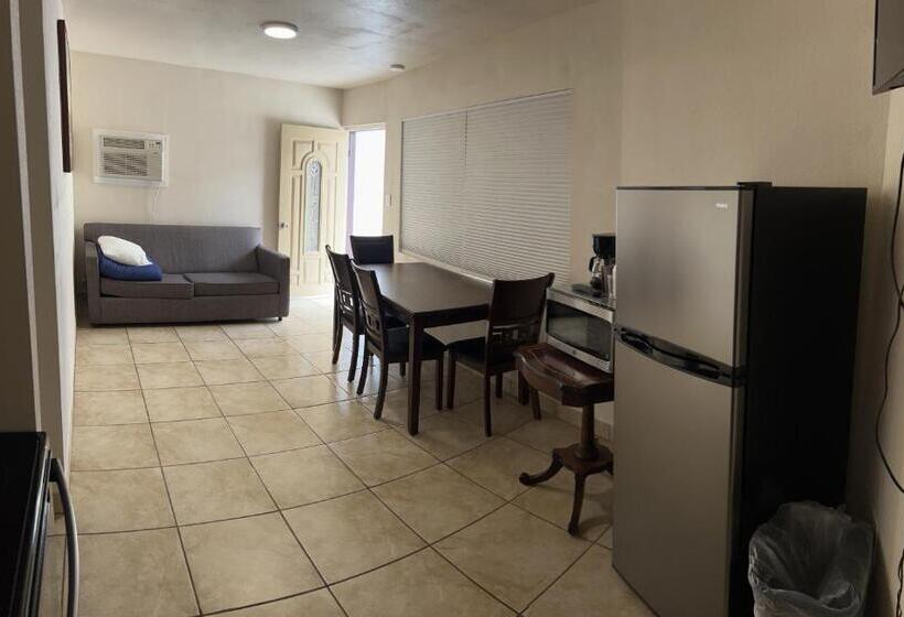 سوییت جونیور لوکس, Sierra Lodge Three Rivers
