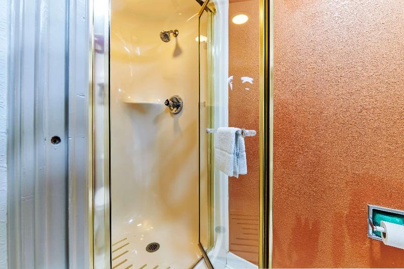 اتاق استاندارد, Bob Hotels Tallahassee   Boutique On Budget