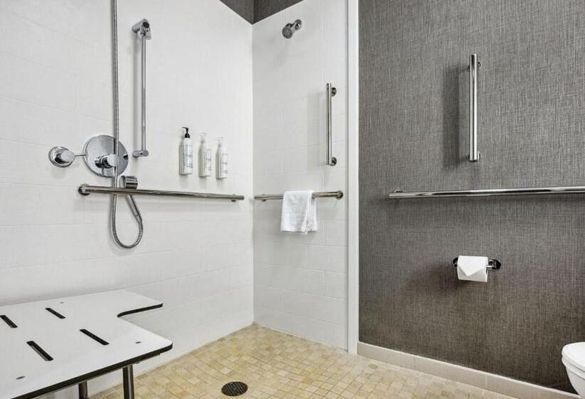 Suite Adapted for people with reduced mobility, Springhill Suites Anchorage Midtown