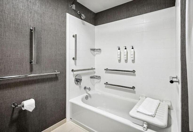 Suite Adapted for people with reduced mobility, Springhill Suites Anchorage Midtown