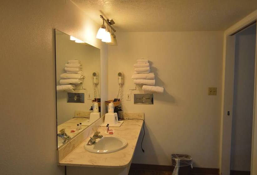 سوییت, Super 8 By Wyndham St. George Ut
