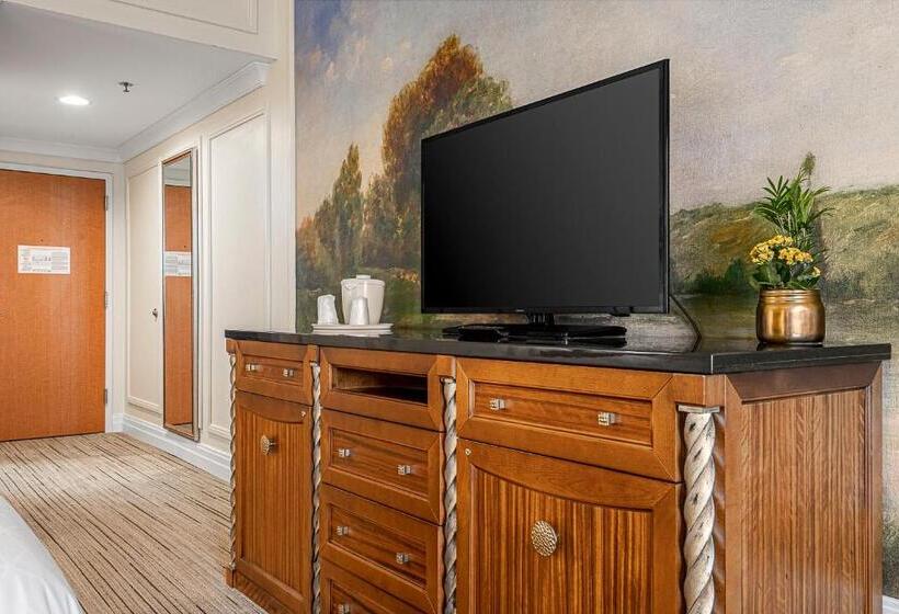 اتاق استاندارد با تخت بزرگ برای معلولان, The Inn At Long Beach